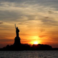 Sunset Cruise on Yacht Manhattan : SAVE UP TO 18%