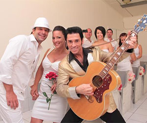 Elvis Weddings in Las Vegas and renewals have become a part of the Las Vegas wedding culture!