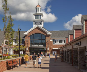 Woodbury Common Premium Outlets Bus from New York City - CitySights NY