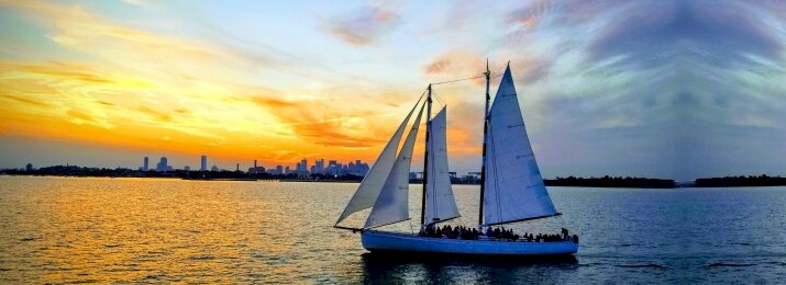 Boston Adirondack III Sunset Sail with Classic Harbor Line